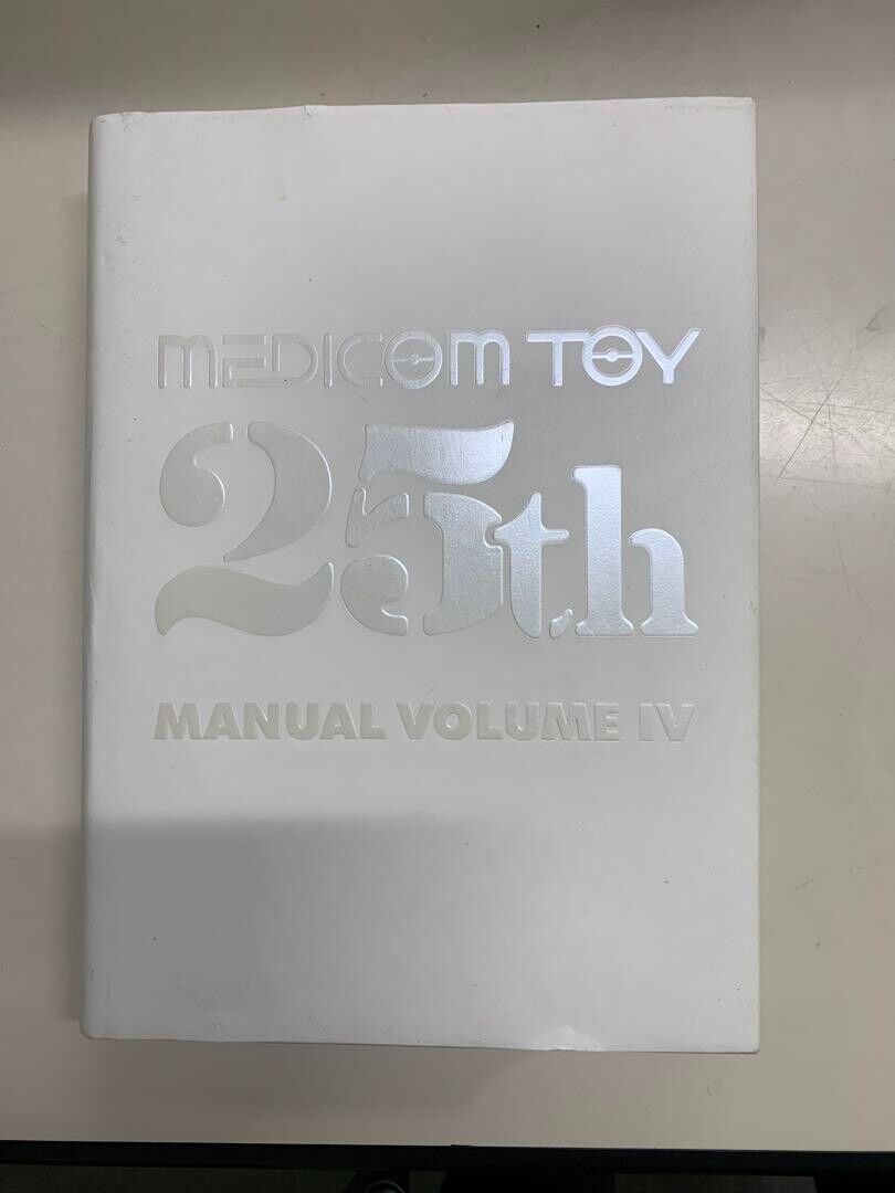 Medicom Toy 25th anniv. Manual Volume Ⅵ Bearbrick  B5 Hajime Sorayama Be@brick