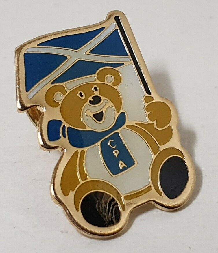 CPA C. P. A. SCOTLAND PIN BADGE LAPEL BROOCH TEDDY BEAR SOFT TOY COLLECTABLE