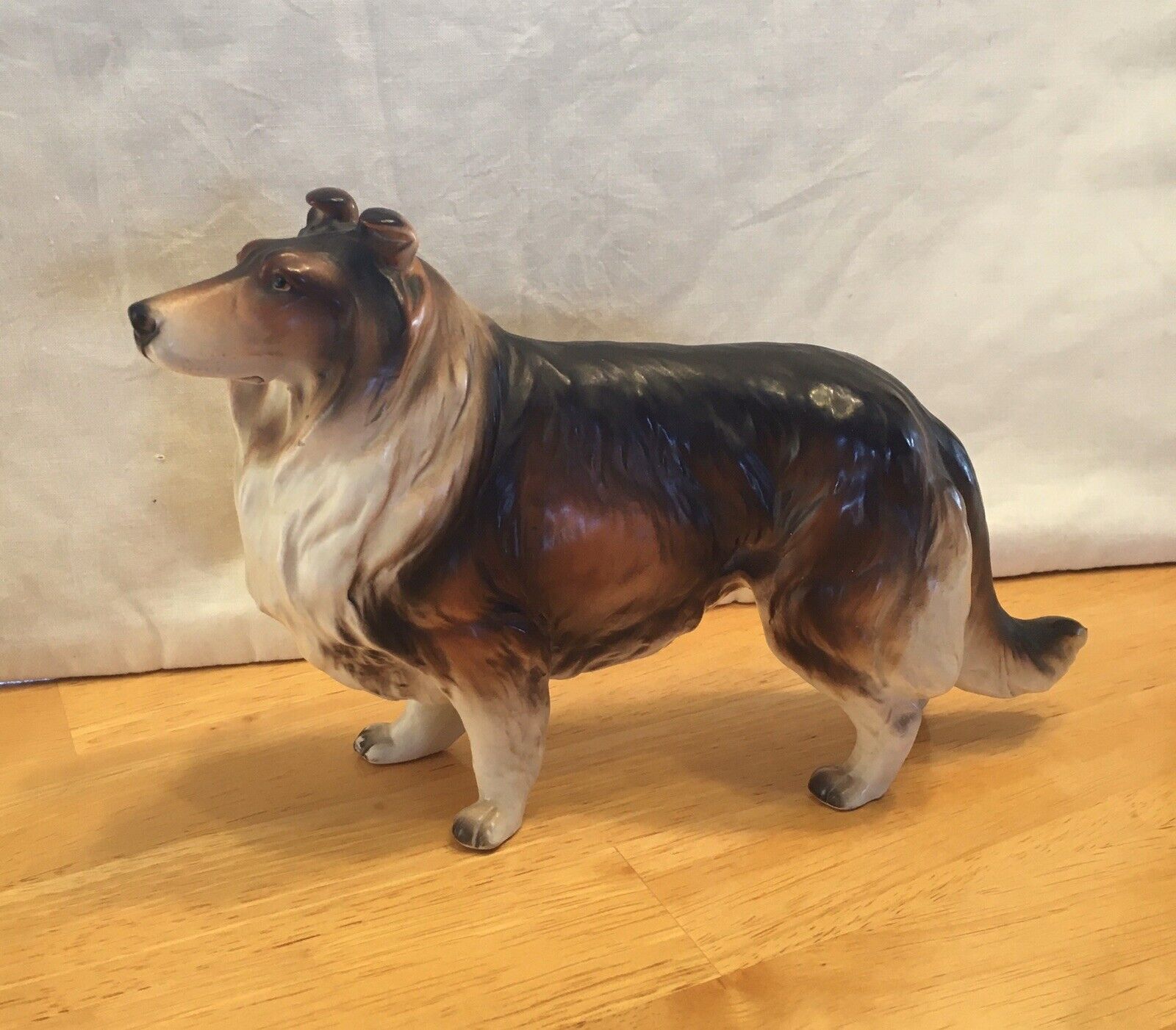 Vintage Porcelain Border Collie Dog Figure 5 1/2” X 9” Great Detail