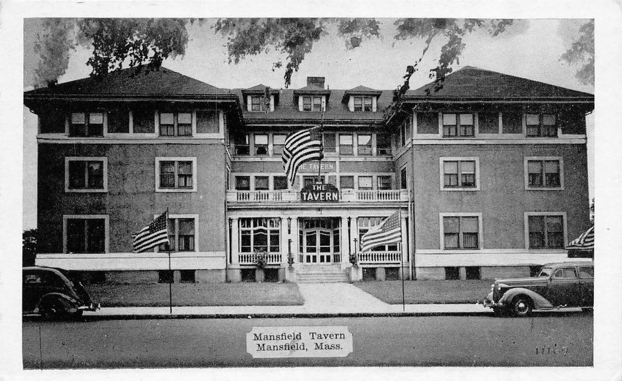 Mansfield, MA Massachusetts MANSFIELD TAVERN Bristol County VINTAGE B&W Postcard