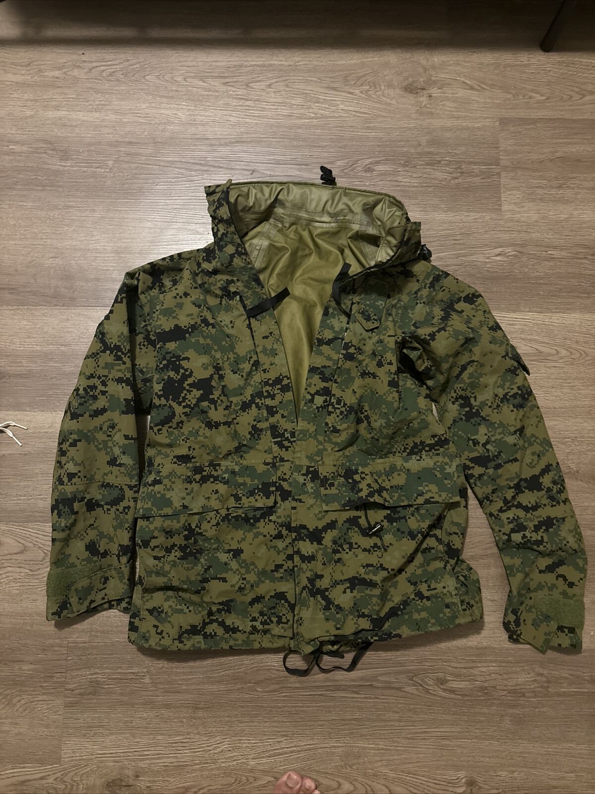 USMC GoreTex Jacket Parka Woodland Camouflage MARPAT APEC Gen II Medium Regular