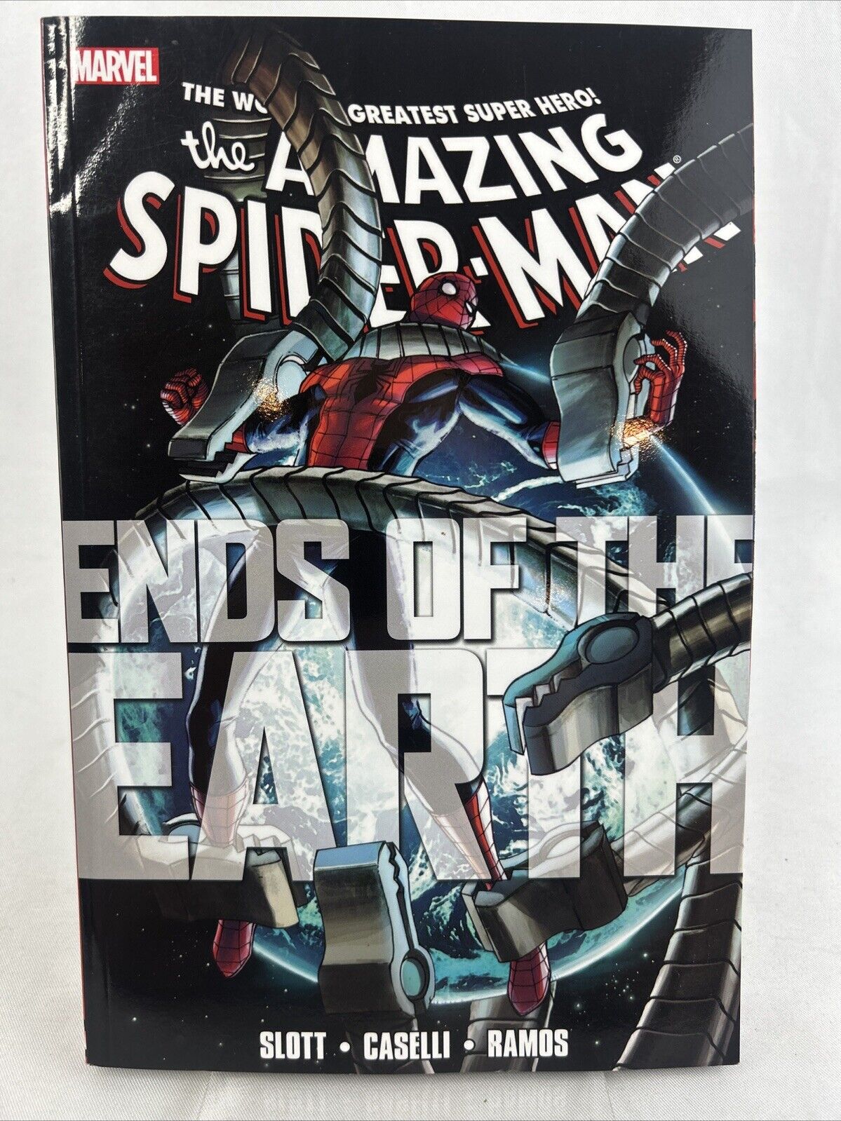 The Amazing Spider-Man: ENDS OF THE EARTH (Marvel Comics December 2012) TPB