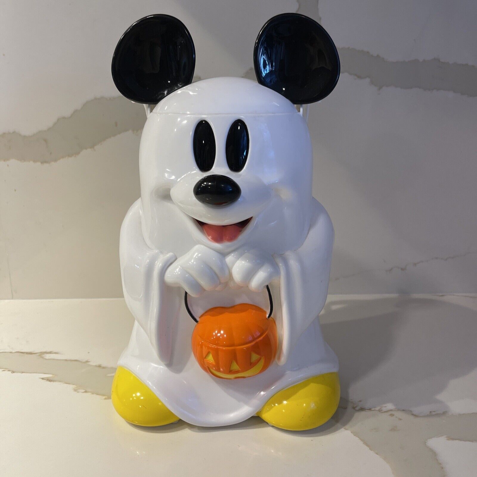 MICKEY MOUSE GHOST TRICK OR TREAT POPCORN HALLOWEEN BUCKET 2010 DISNEY PARKS
