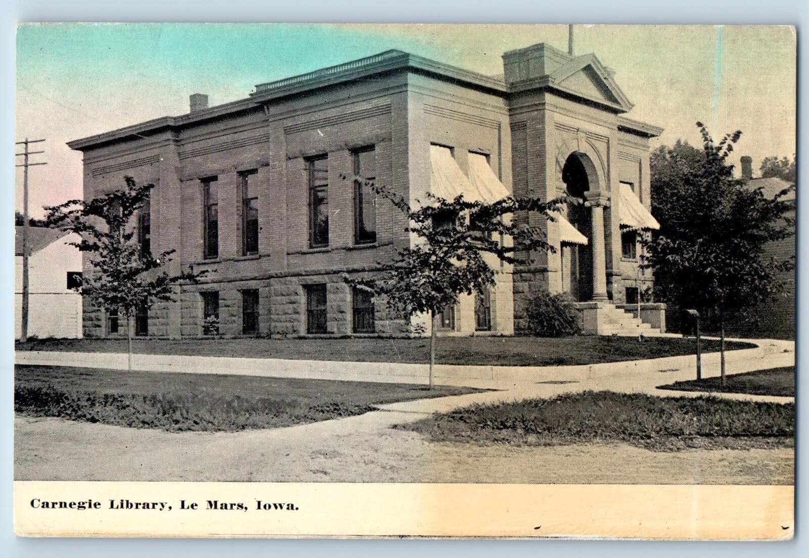 c1920\'s Carnegie Library Building Dirt Road Pathways Le Mars Iowa IA Postcard