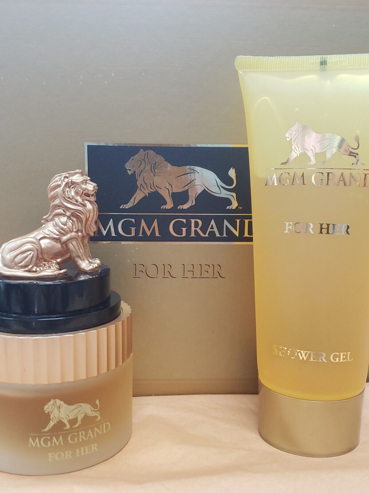 Vintage MGM Grand Perfume for Her 100 ml 3.4 oz and Shower Gel as pictures 