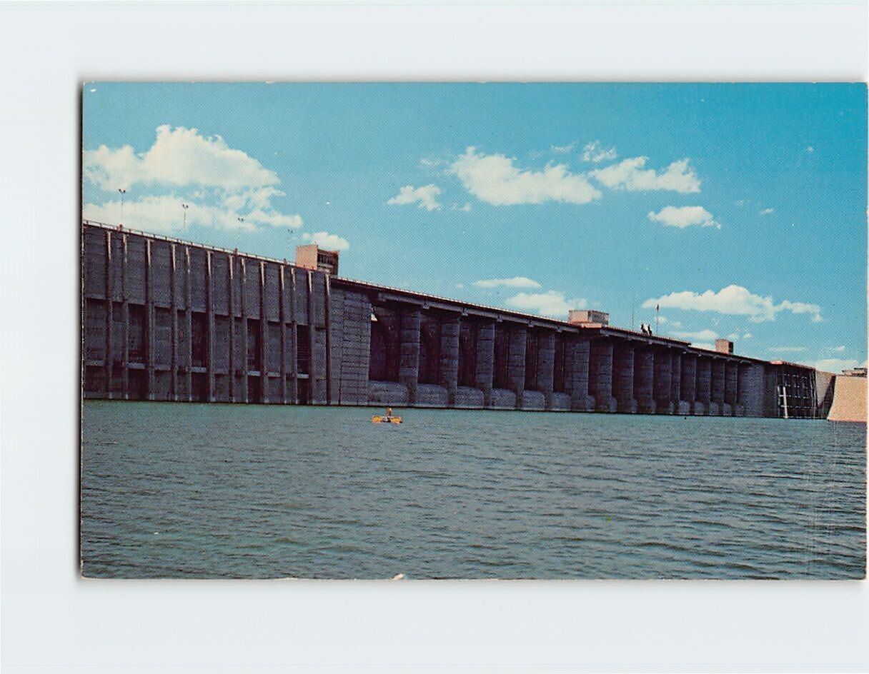 Postcard International Amistad Dam Texas USA