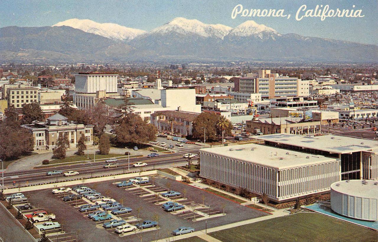 City Hall POMONA, CALIFORNIA Los Angeles County, CA 1960s Vintage Postcard
