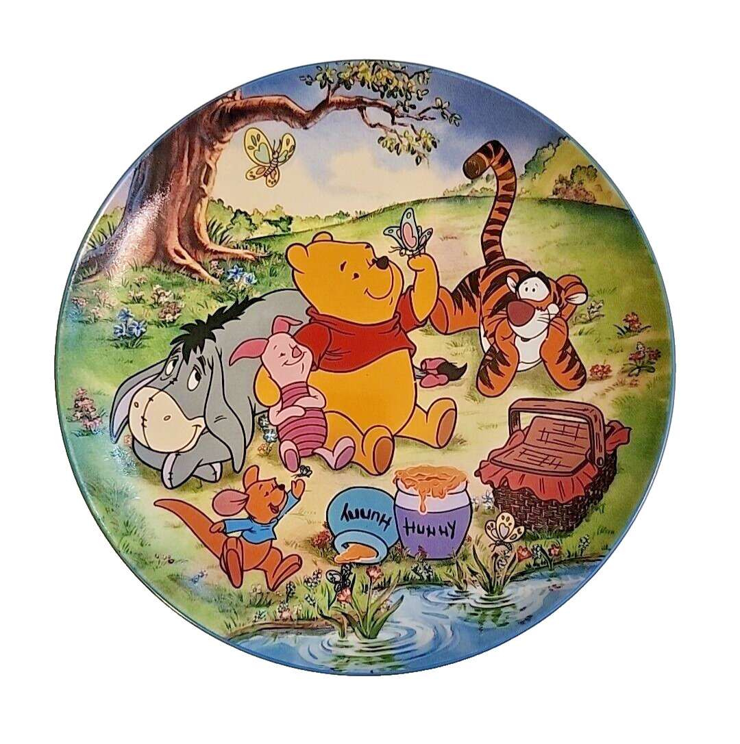 Winnie the Pooh: A Honey of a Friend 