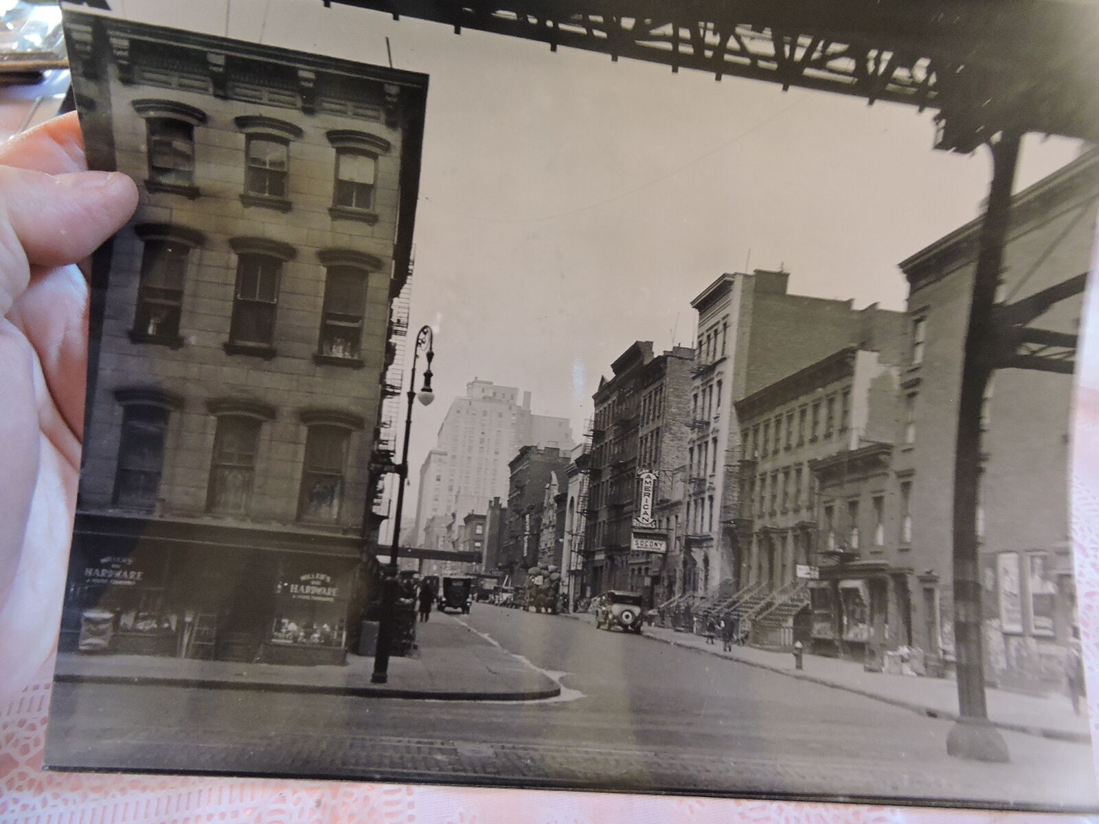 1930 NEW YORK CITY  -  8x10 photo NYC Weat 51 St. & 2nd Av. EL Miller\'s Hardware