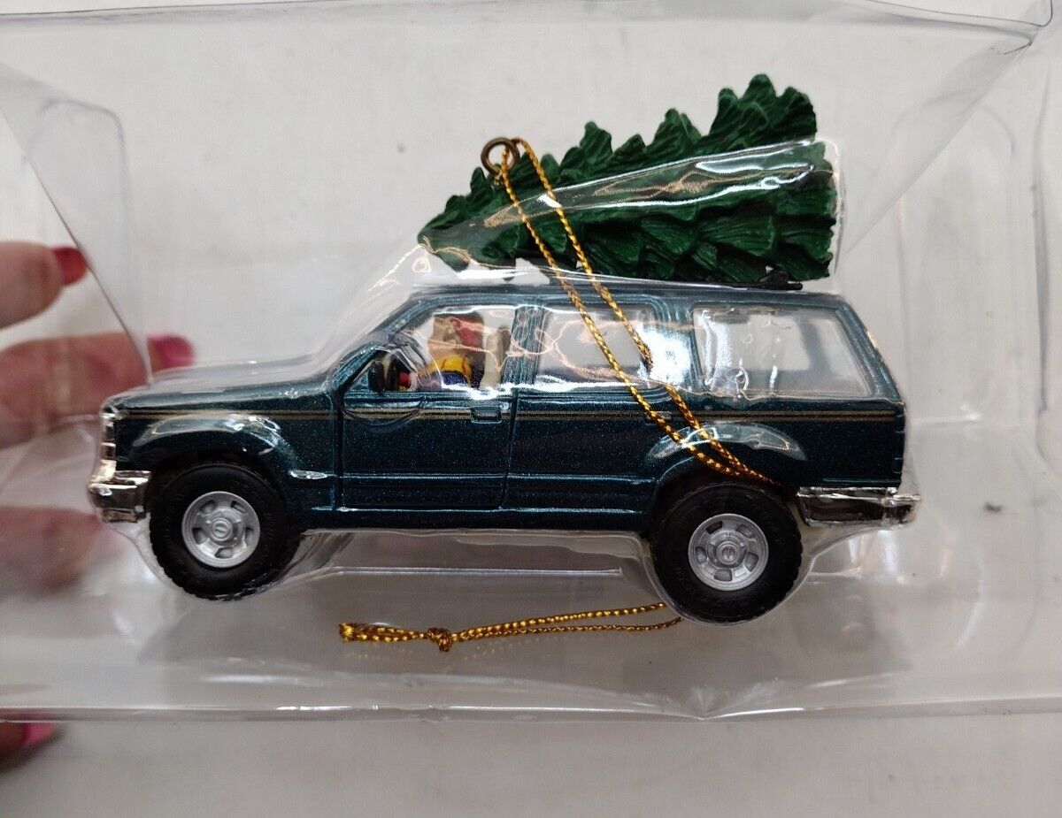 Vtg 1998 MAISTO CLASSIC  Green Ford Explorer TREE IN BED DIE-CAST,  ORNAMENT