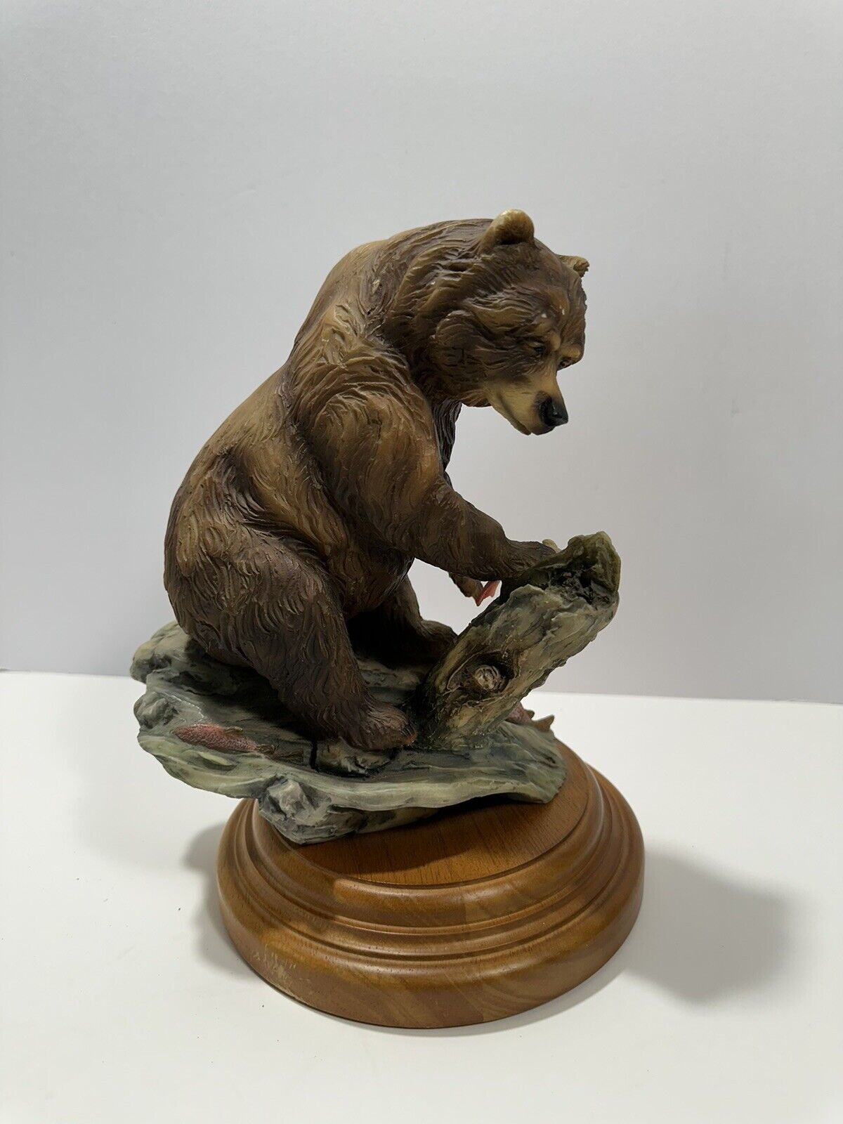Bear w/ Fish Sculpture Danny Edwards 1999 “bear N Down” Mill Creek Studios RARE