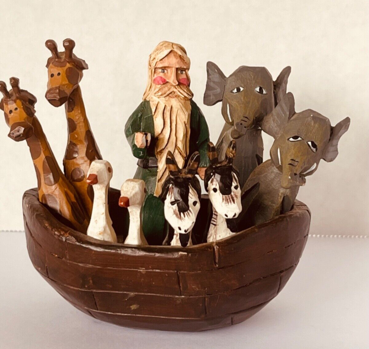 Vintage 1998 House of Hatten Noah's Ark & Animals Removable Noah Hand Carved