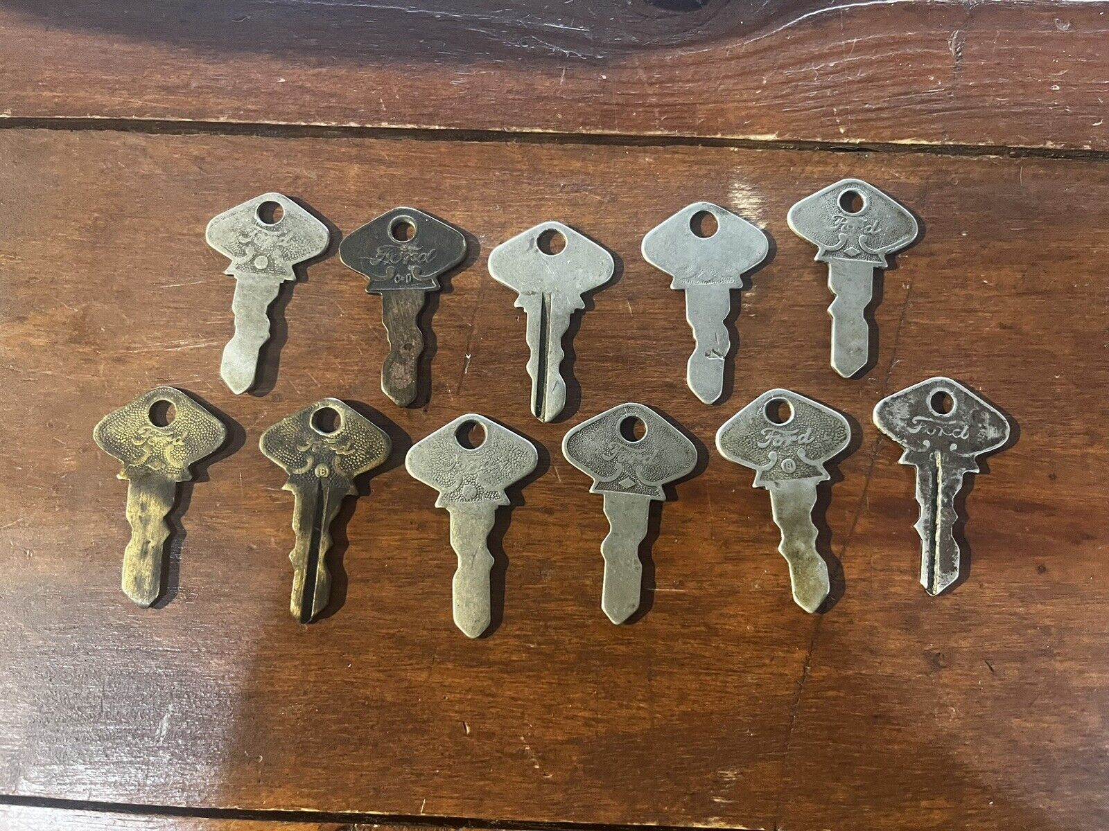 Lot Of 6 Antique Ford Model T Keys  11 Total