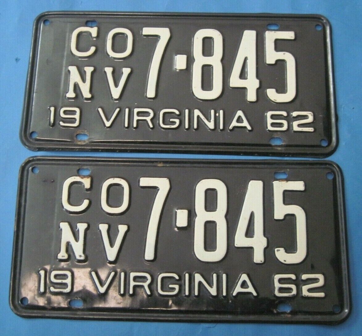 1962 Virginia Convertible use License Plates matched pair DMV clear for YOM