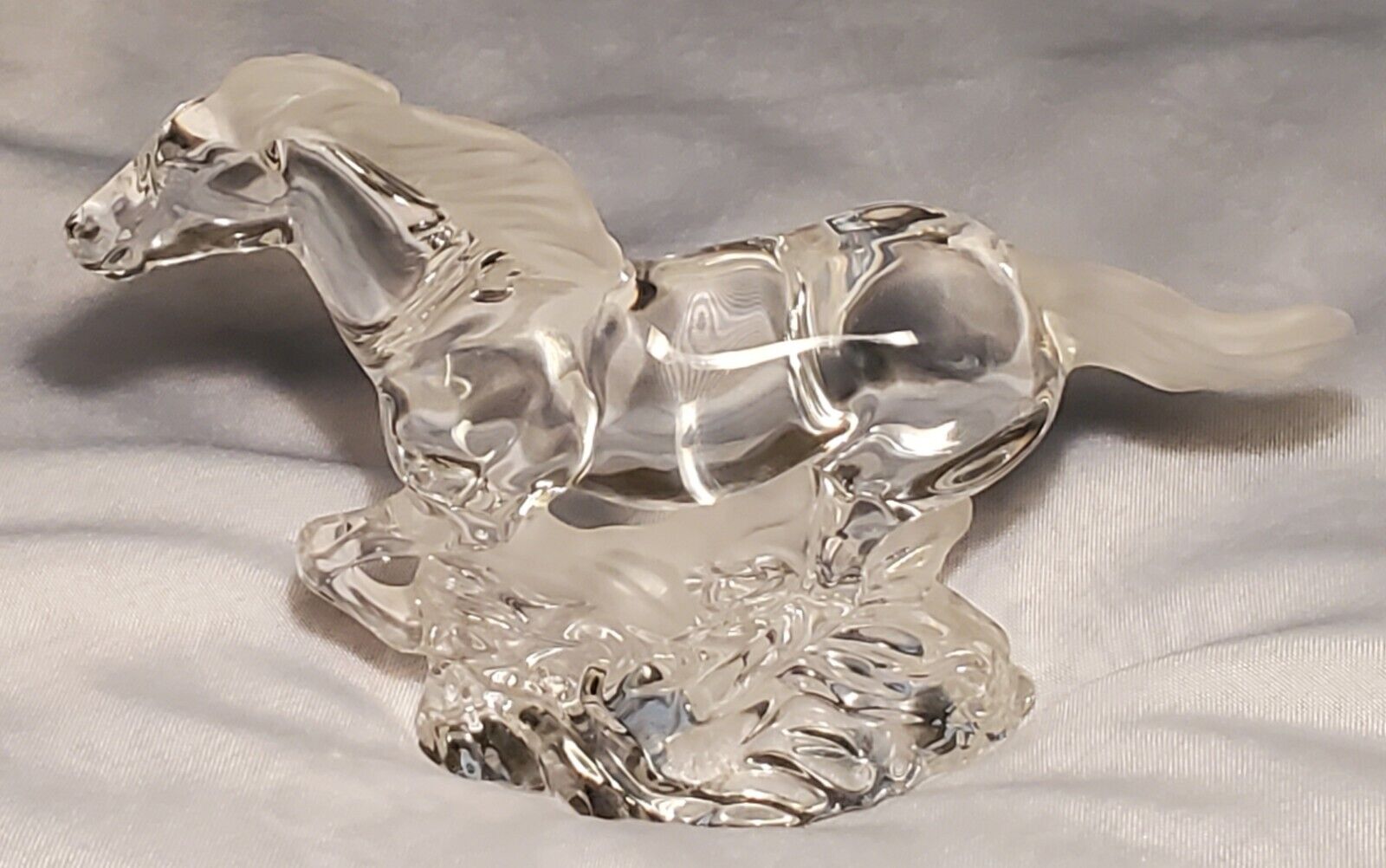 Lenox Crystal Figurine Racing The Wind  Germany Etched Clear Frosted  H6”  L7.5”