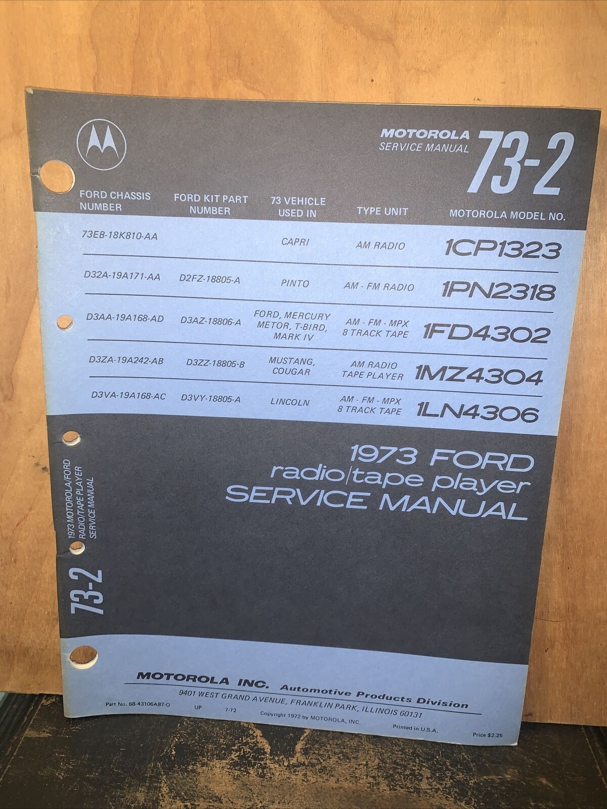 Motorola Radio 1973  Ford -Service Manual- Schematics, Parts List. Pinto,Capri.