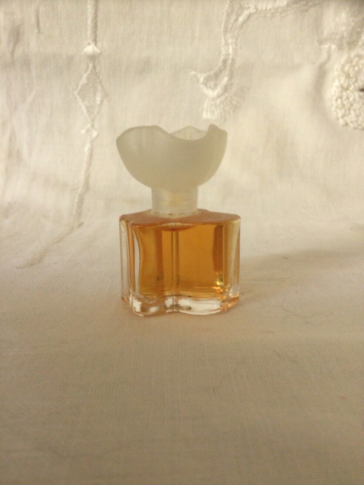 Vintage Oscar Parfum By Oscar De La Renta Miniature Collectible 4 ML  .13 Oz