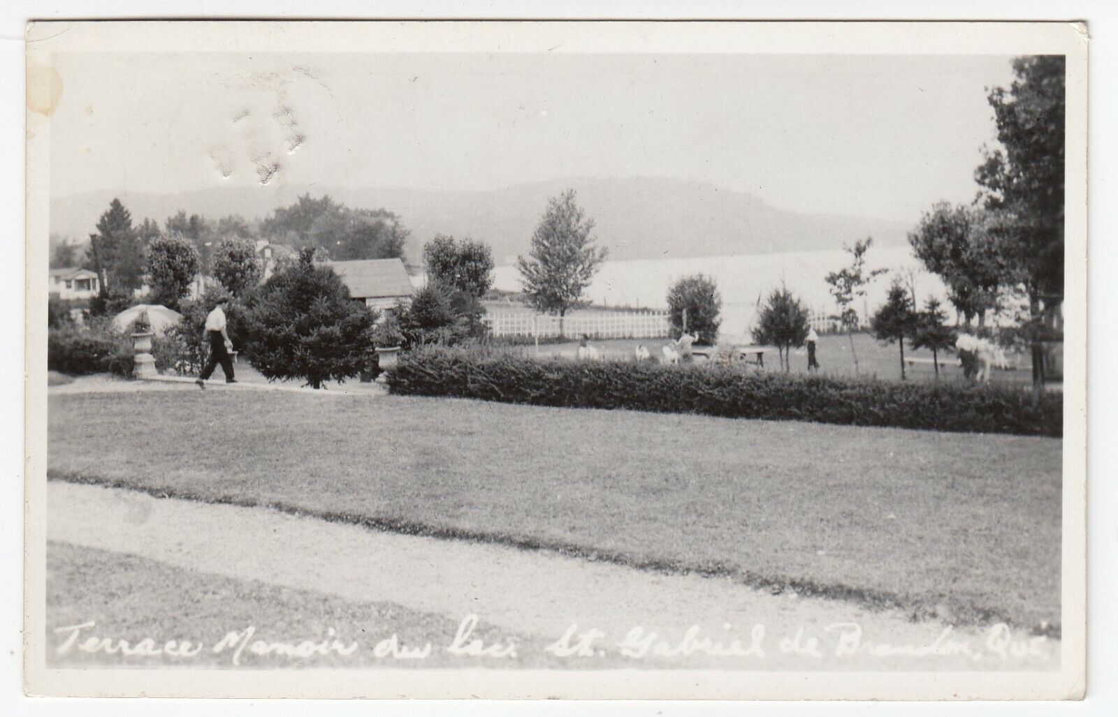 Terrace Manoir du Lac ST-GABRIEL DE BRANDON Quebec 1952 Michel Photo RPPC 