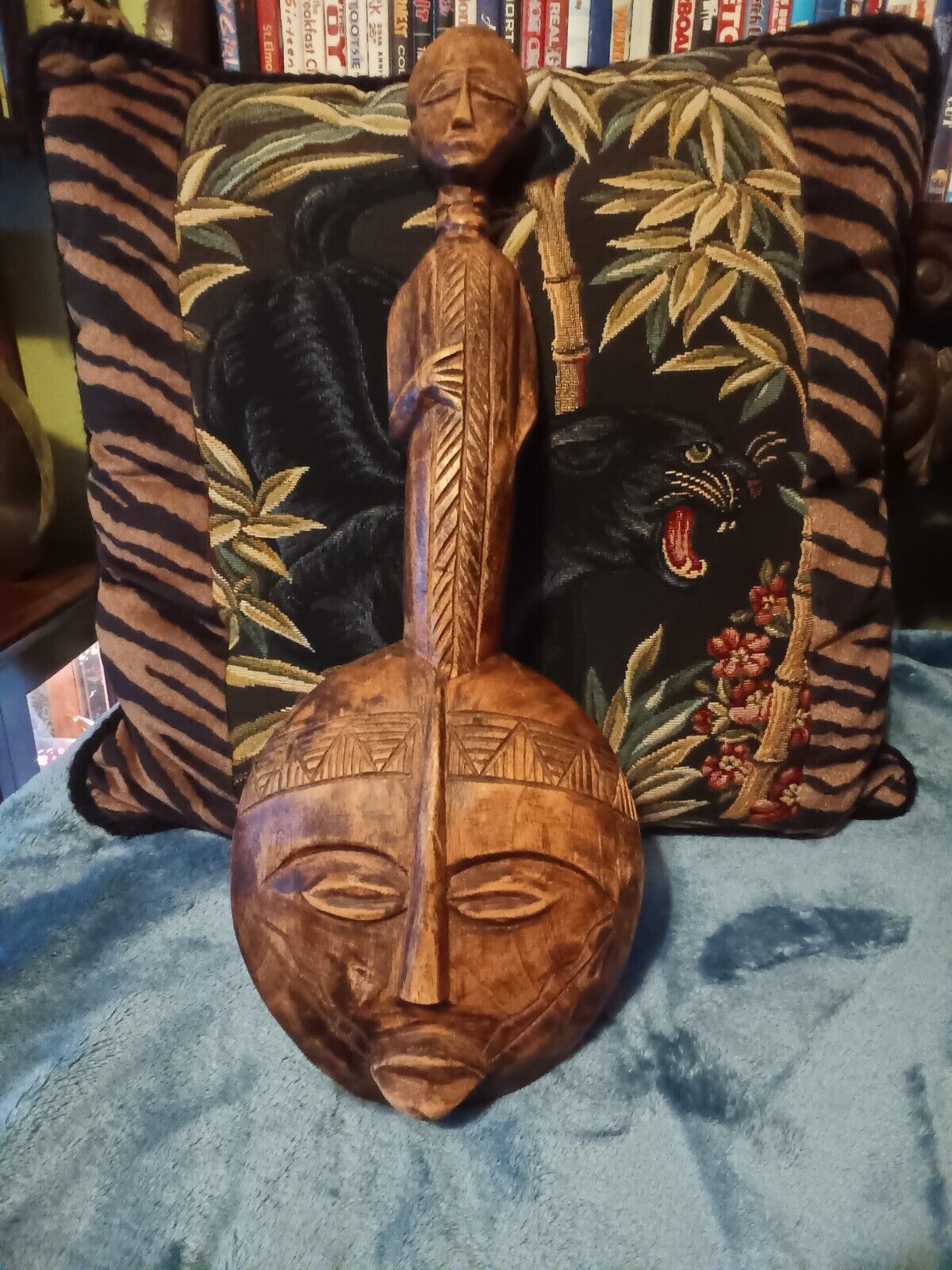 Wood African face wall hanging,hand crafted in Ghana.
