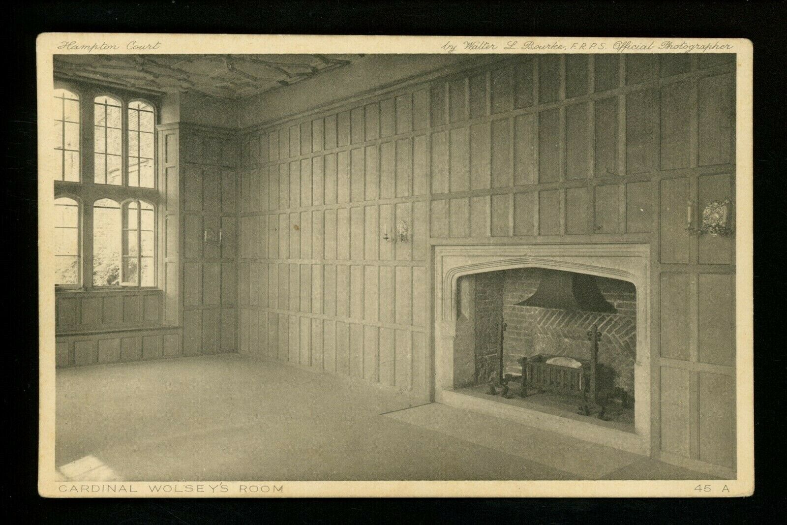 Great Britain UK postcard London Hampton Court interior Cardinal Wolsey\'s room