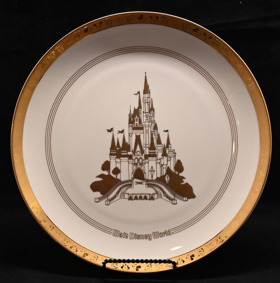 Walt Disney World Japan Decorative Plate 10\