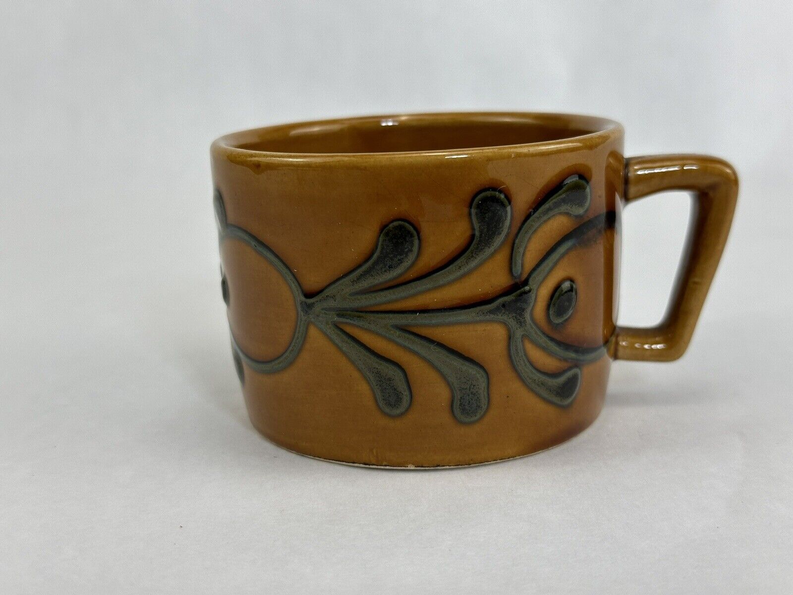 Katlin Ceramic Small Mug Brown With Green Vine