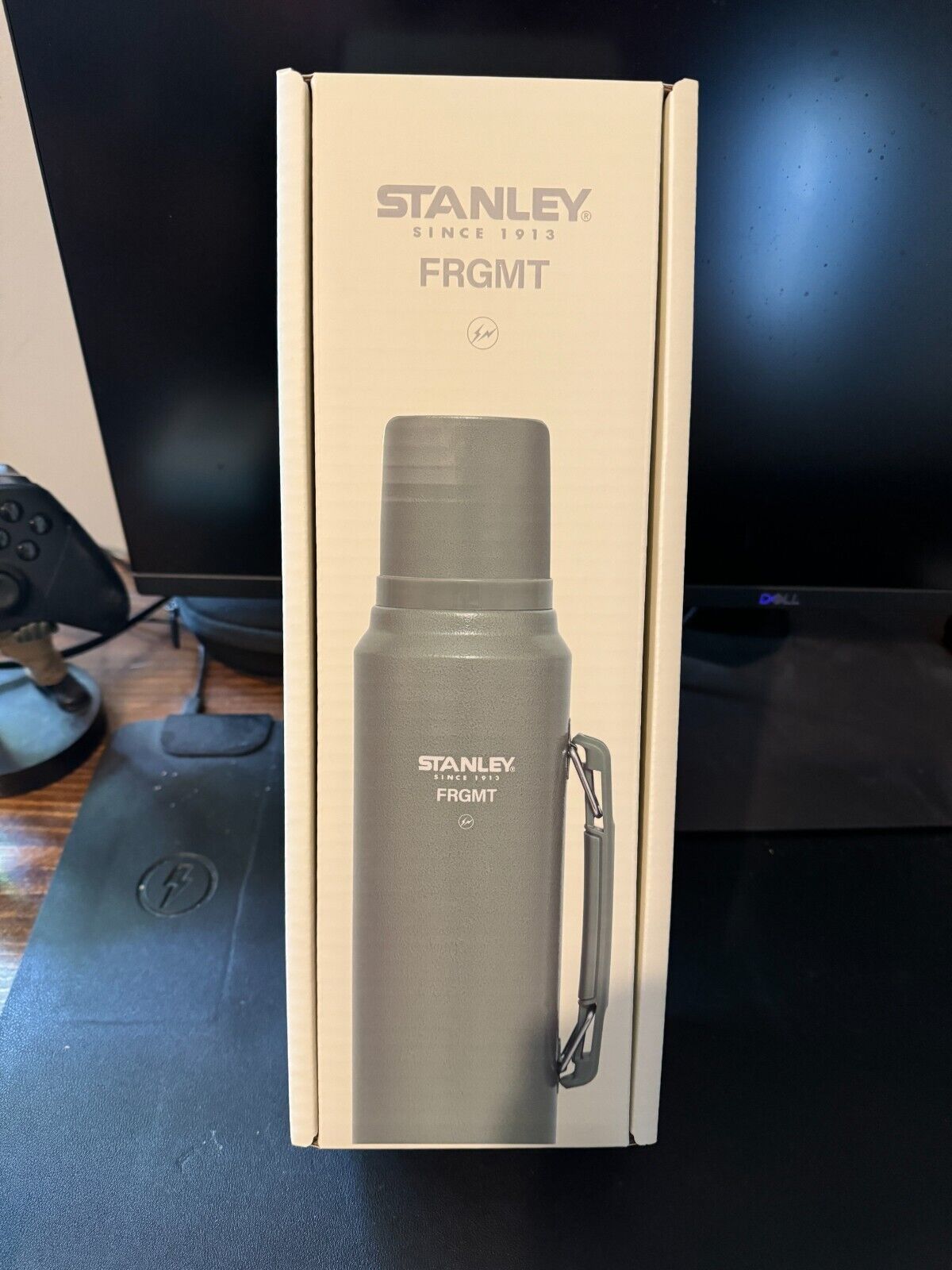 Stanley x FRGMT Classic Vacuum Bottle 1.0L Fragment Japan - New In Hand US