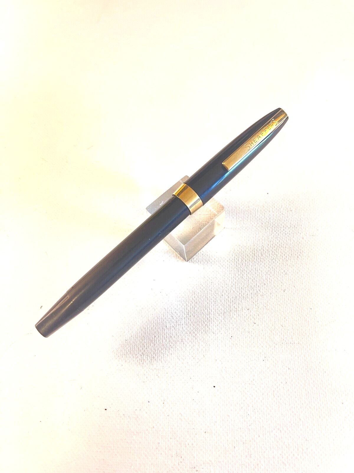 Vintage Black Sheaffer Imperial Fountain Pen Gold trim + Med/B inlaid nib. TD