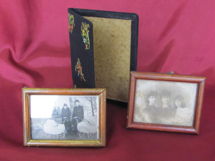 1930s ANTIQUE SET OF 2 WOODEN FRAMES w/REAL PHOTOS & HAND PAINTED DIARY COVER