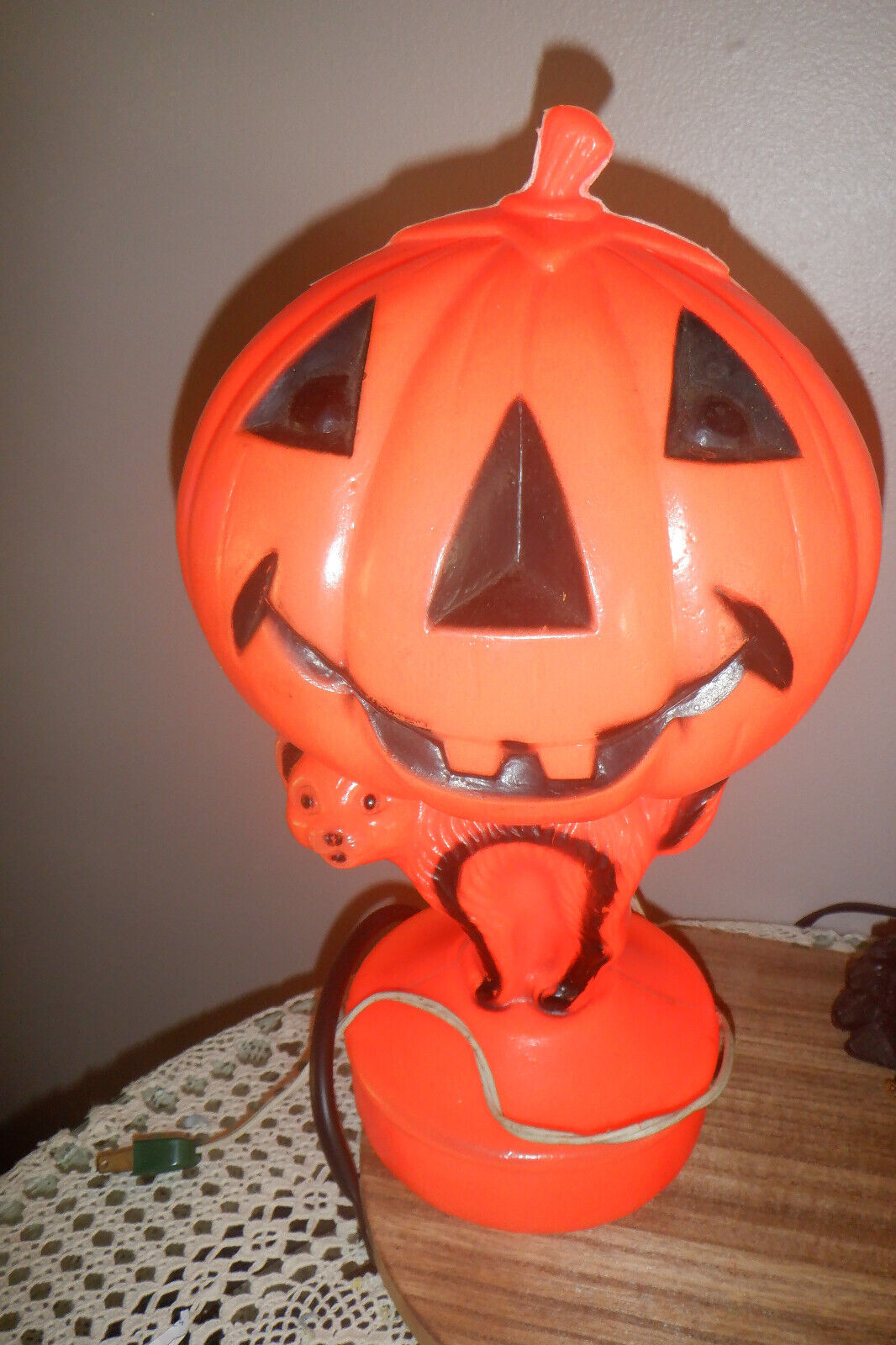 Vintage Halloween Blow Mold Jack O Lantern Pumpkin On Cat 14'' Light Up