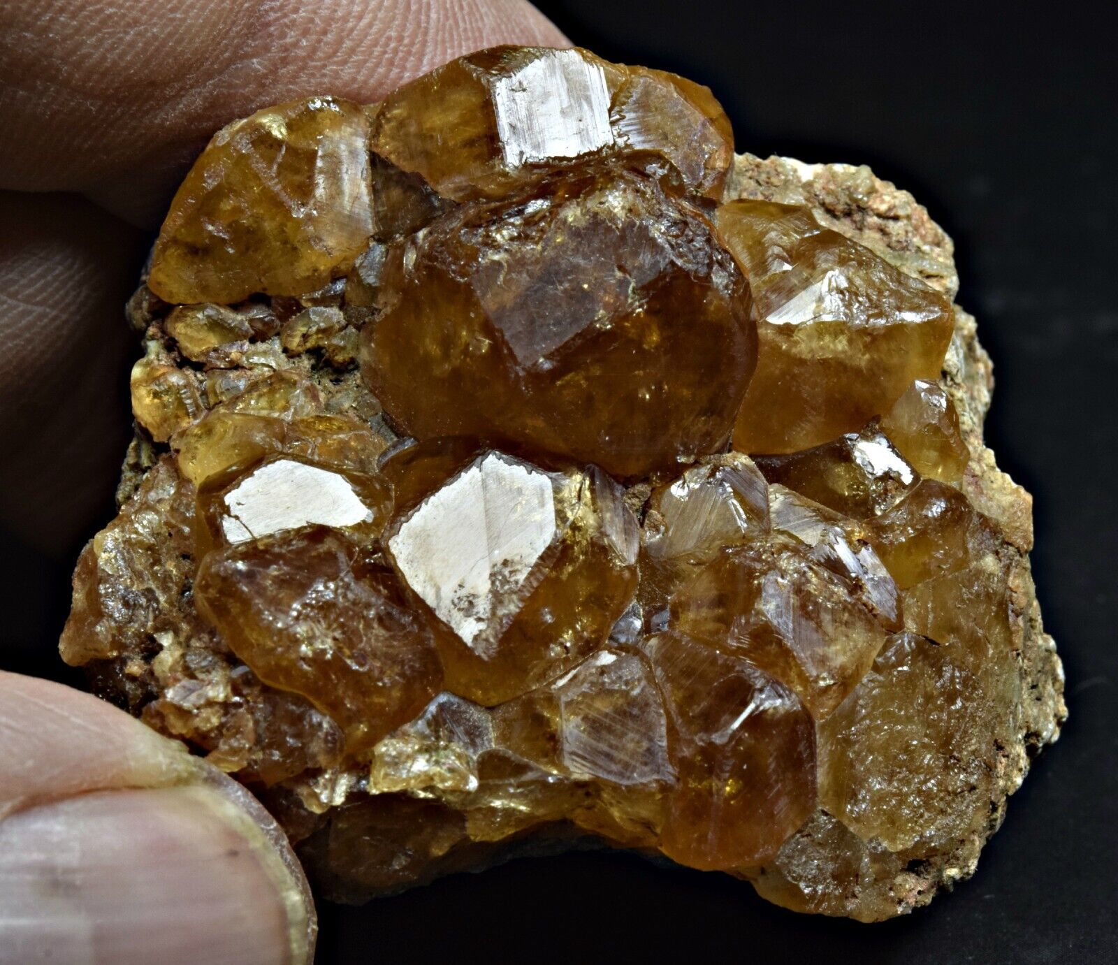 271 Carat NATURAL GROSSULAR GARNET Crystal Specimen From Pakistan