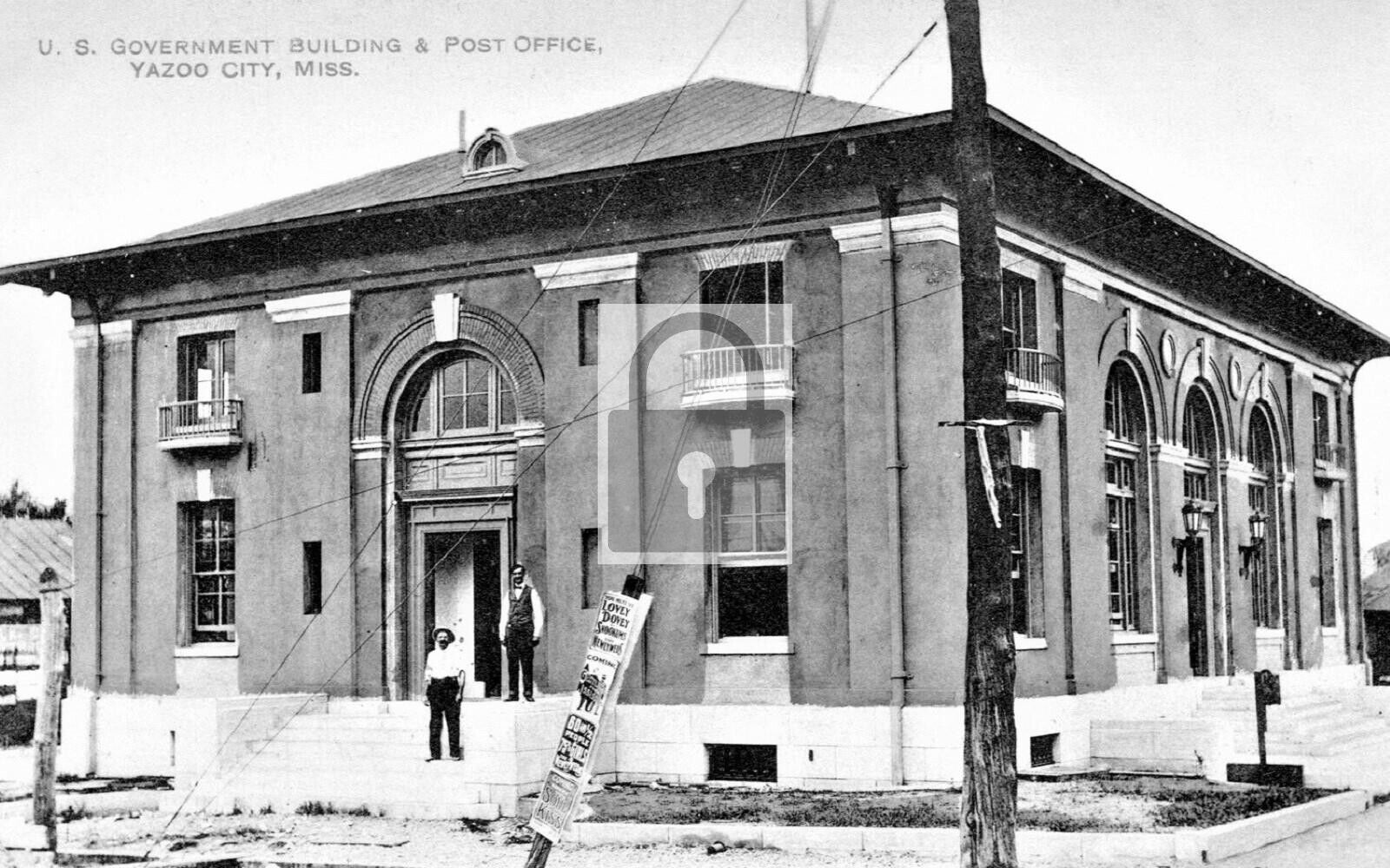 US Government Building & Post Office Yazoo City Mississippi MS Reprint Postcard