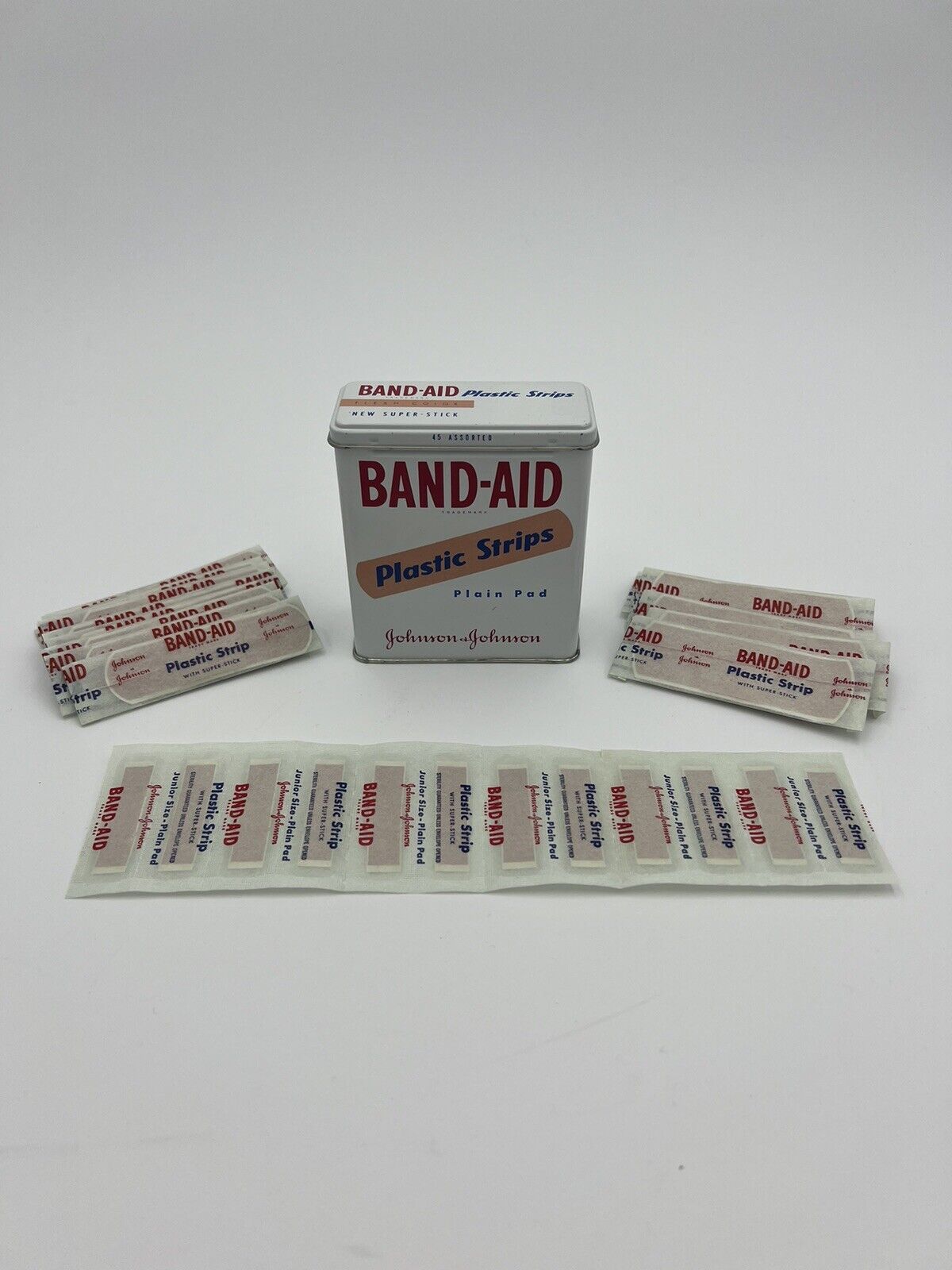 Vintage Metal Johnson & Johnson Plastic Strips Band-Aid Tin Box w/ 28 Bandaids