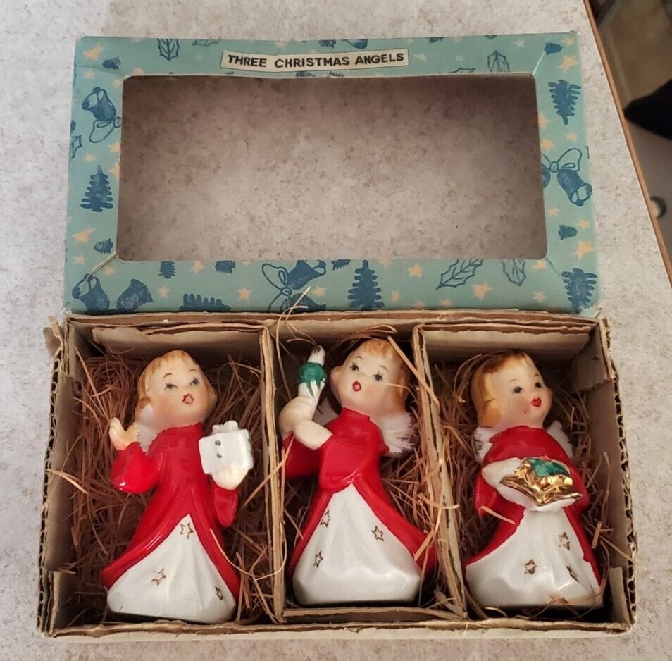 Vintage Japan Ceramic Christmas Angels Set in Original Box