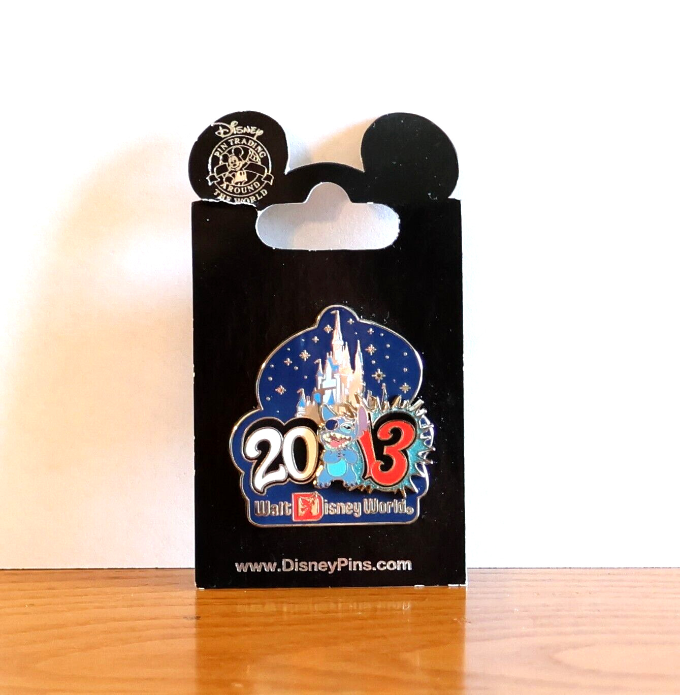 2013 Disney New Years Trading Pin Limited Edition  -NEW-  Walt Disney World