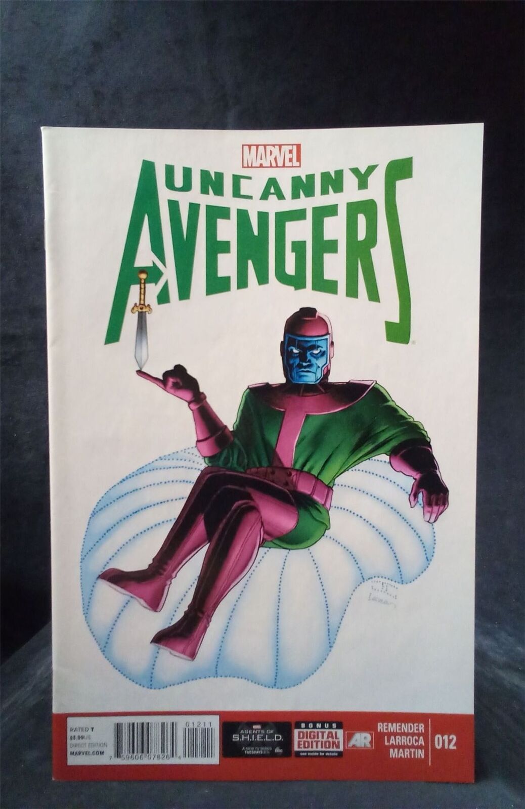Uncanny Avengers #12 (2013) Marvel Comics Comic Book 