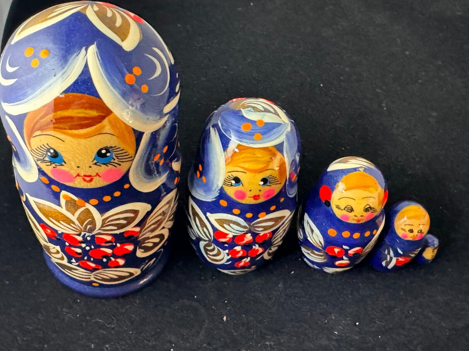 Vintage 5 Piece Russian USSR Wooden Hand Painted Matryoshka Nesting Dolls