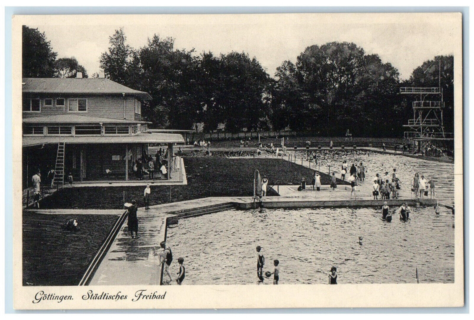 c1940\'s Municipal Outdoor Swimming Pool Göttingen Germany Unposted Postcard