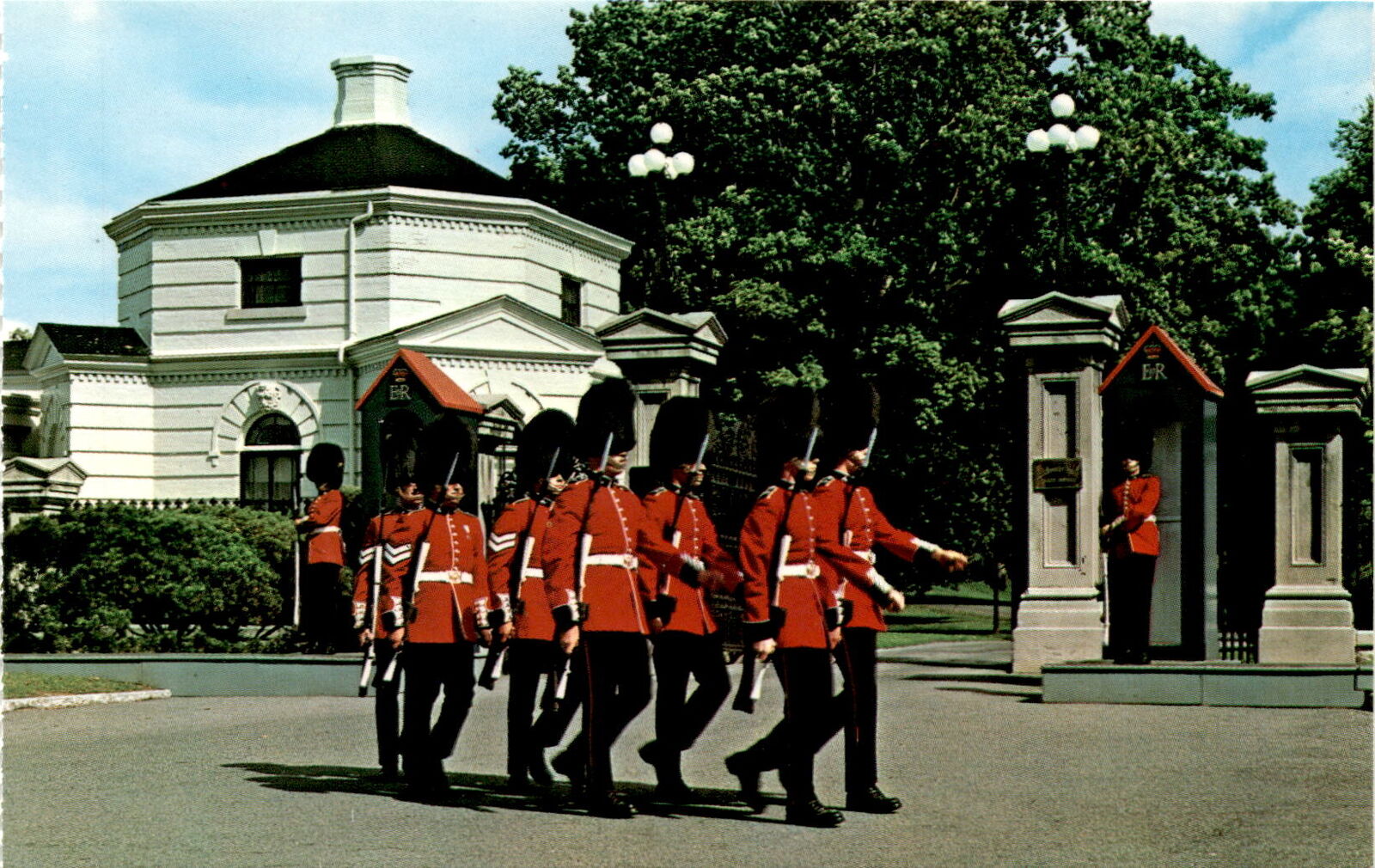 postcard, Rideau Hall, Ottawa, Ontario, changing of the guard, Postcard