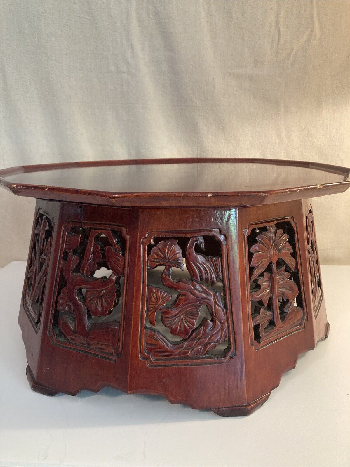 Vintage red brown lacquer low Asian octagonal tea or coffee table or plant stand