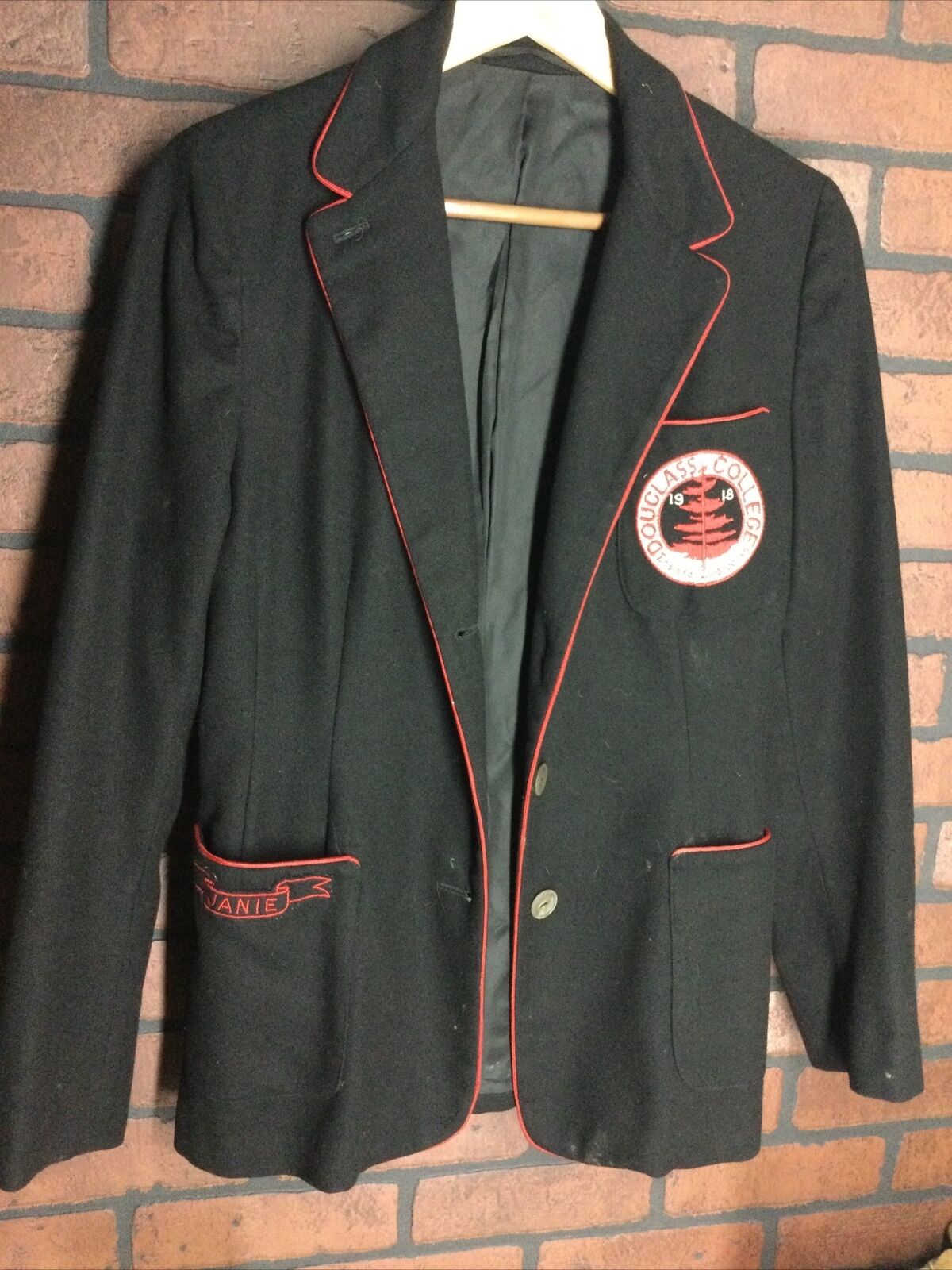Vintage DOUGLASS COLLEGE Womens Blazer affiliated with Rutgers University