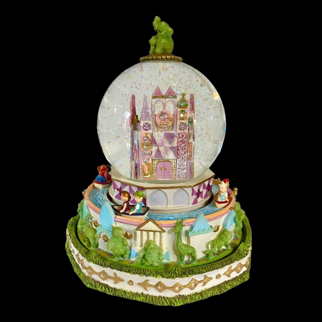 DISNEY Parks Rotating IT\'S A SMALL WORLD MUSICAL SNOW GLOBE Excellent Condition