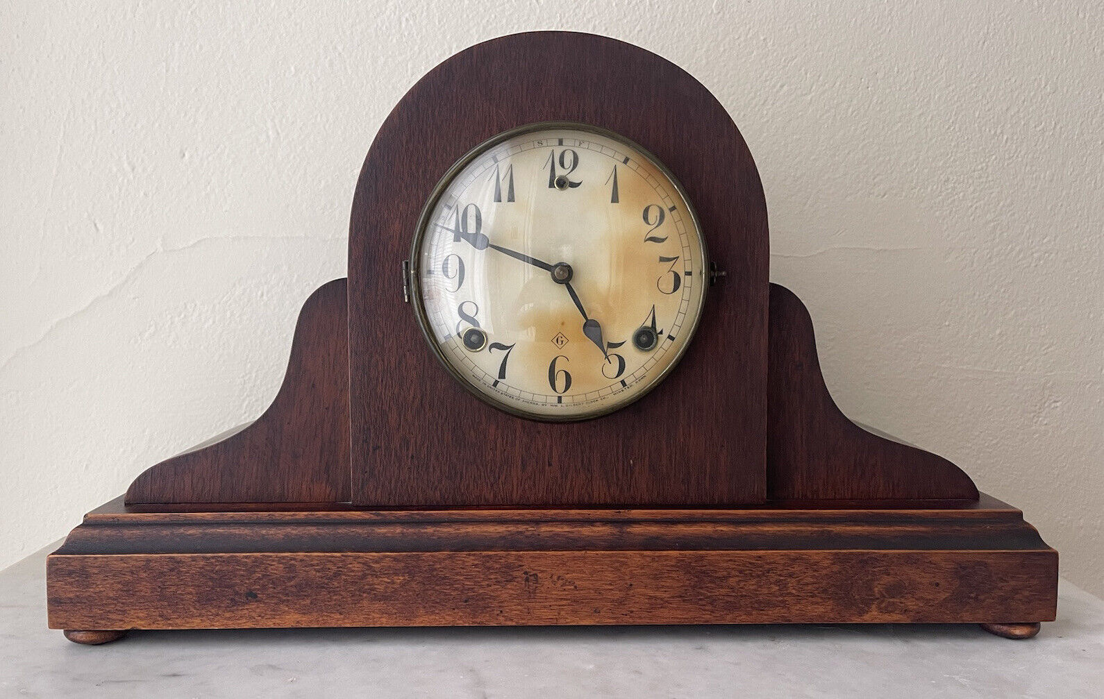 Antique WM. L. Gilbert CO. Mantel Clock Chime U.S.A. 18”x 11” x 5.5”