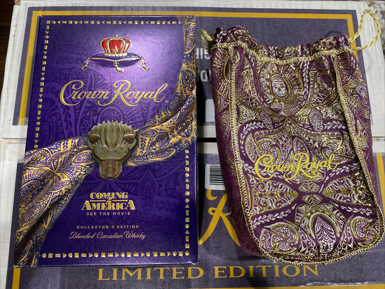 Crown Royal Coming 2 America Collectors Edition 750ml Box And Bag