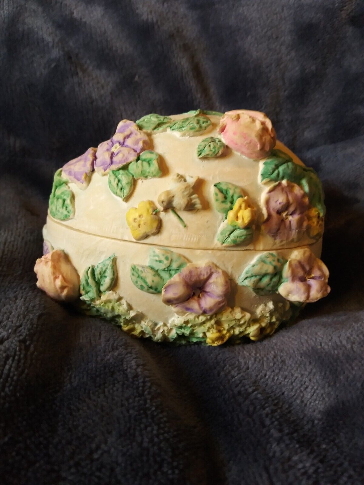 Easter Egg Trinket Box 1994 Brushcreek Creative  Flowers Vines Vintage Pink Blue