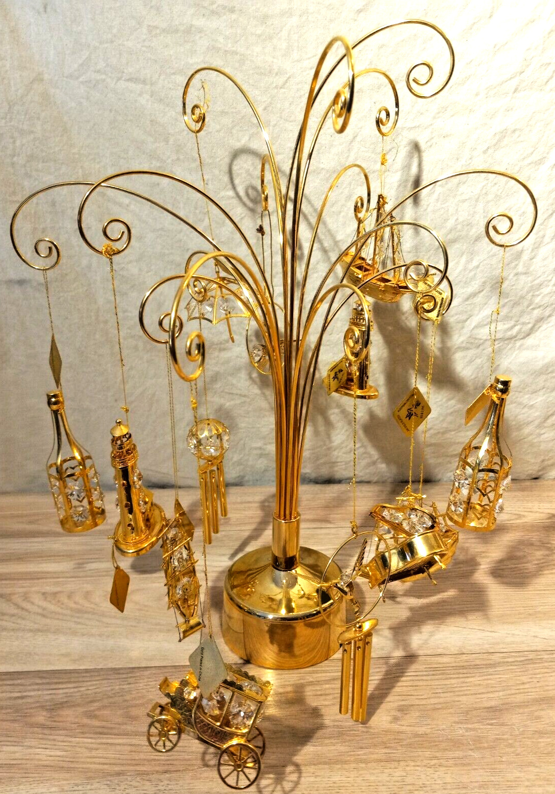 13x KG & C Inc AUSTRIAN CRYSTAL 24K Gold Plated Ornaments With Display Stand