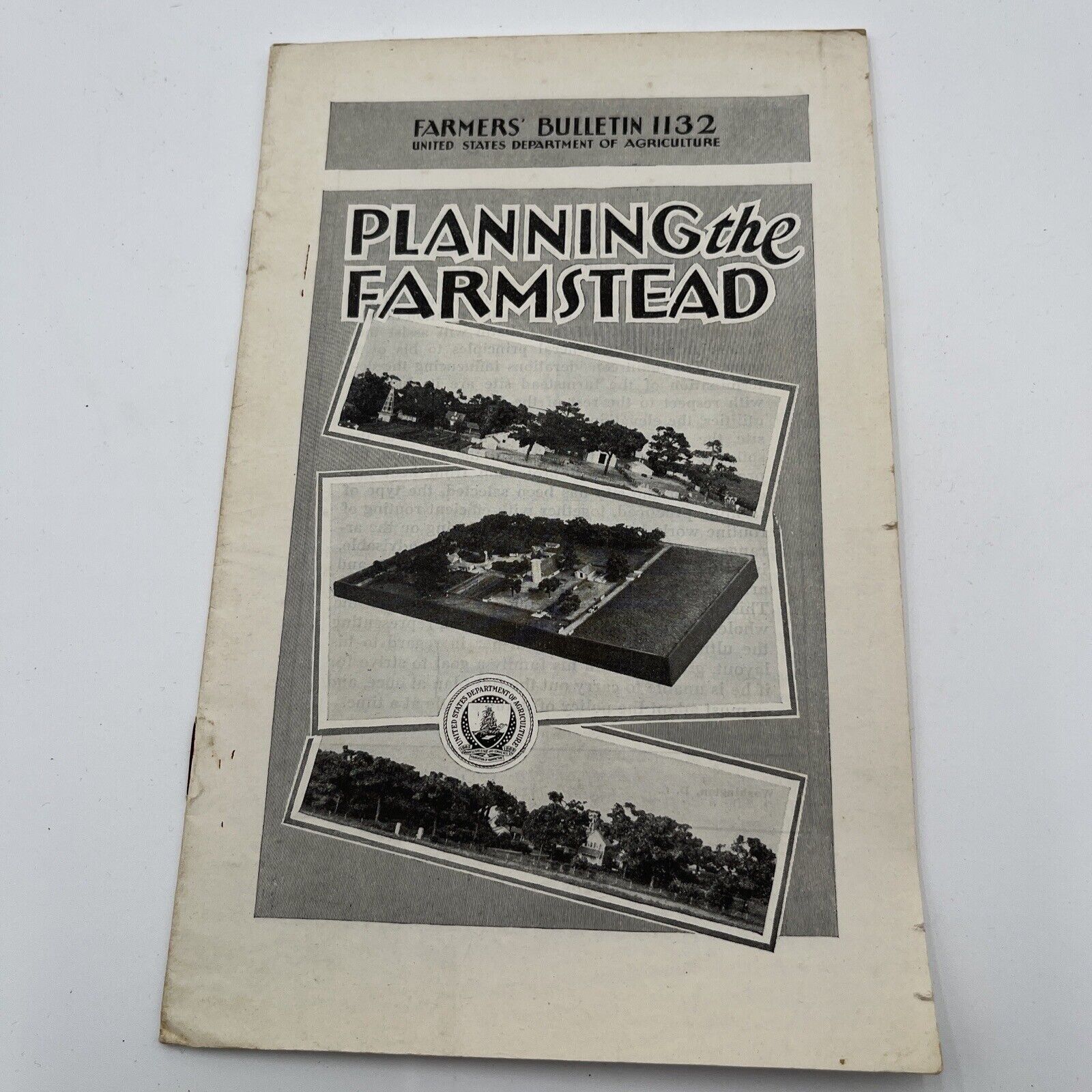 Antique 1931 US Department Of Agriculture Planning The Farmstead Booklet #1132