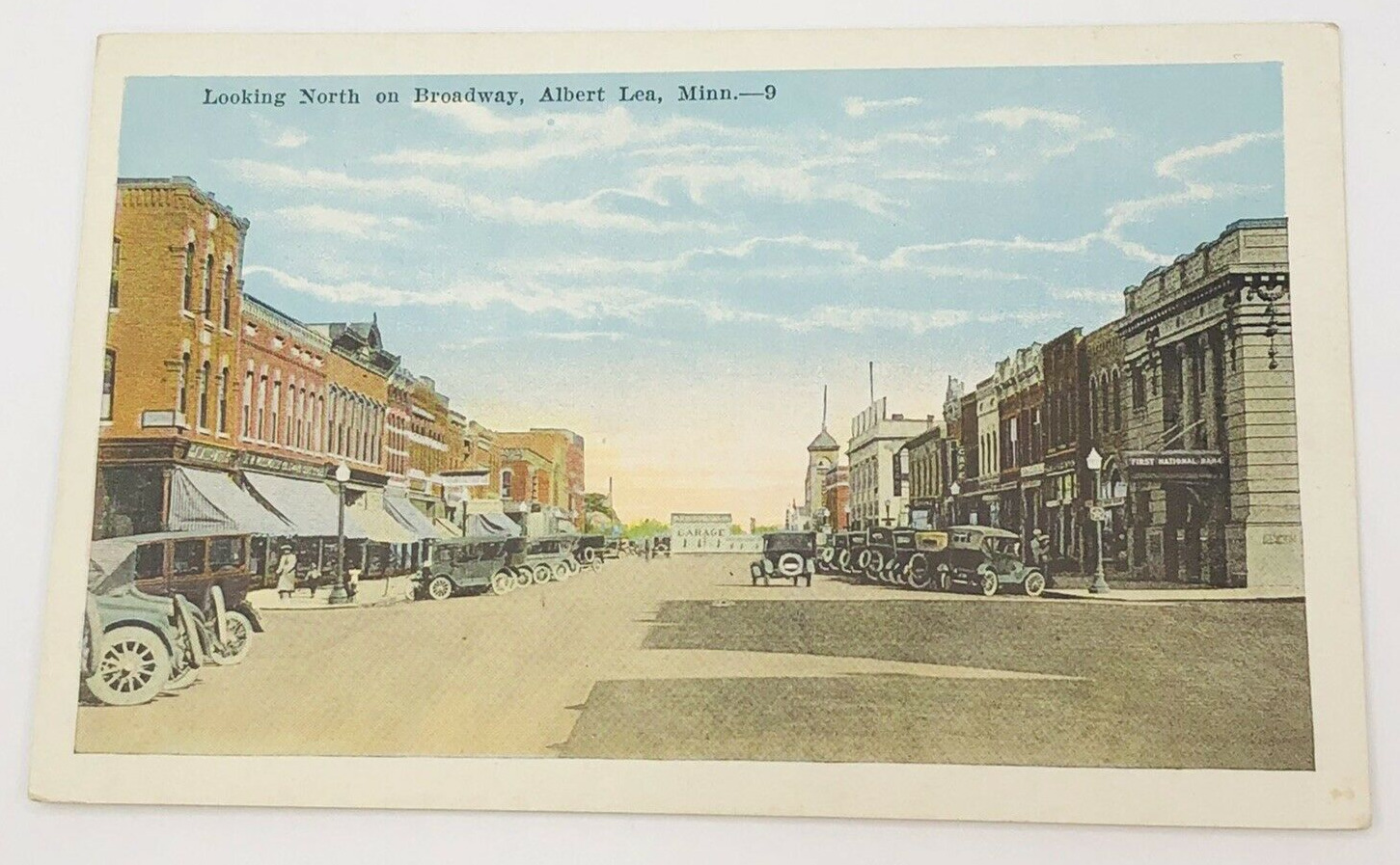 Albert Lea Minnesota Postcard Looking North On Broadway