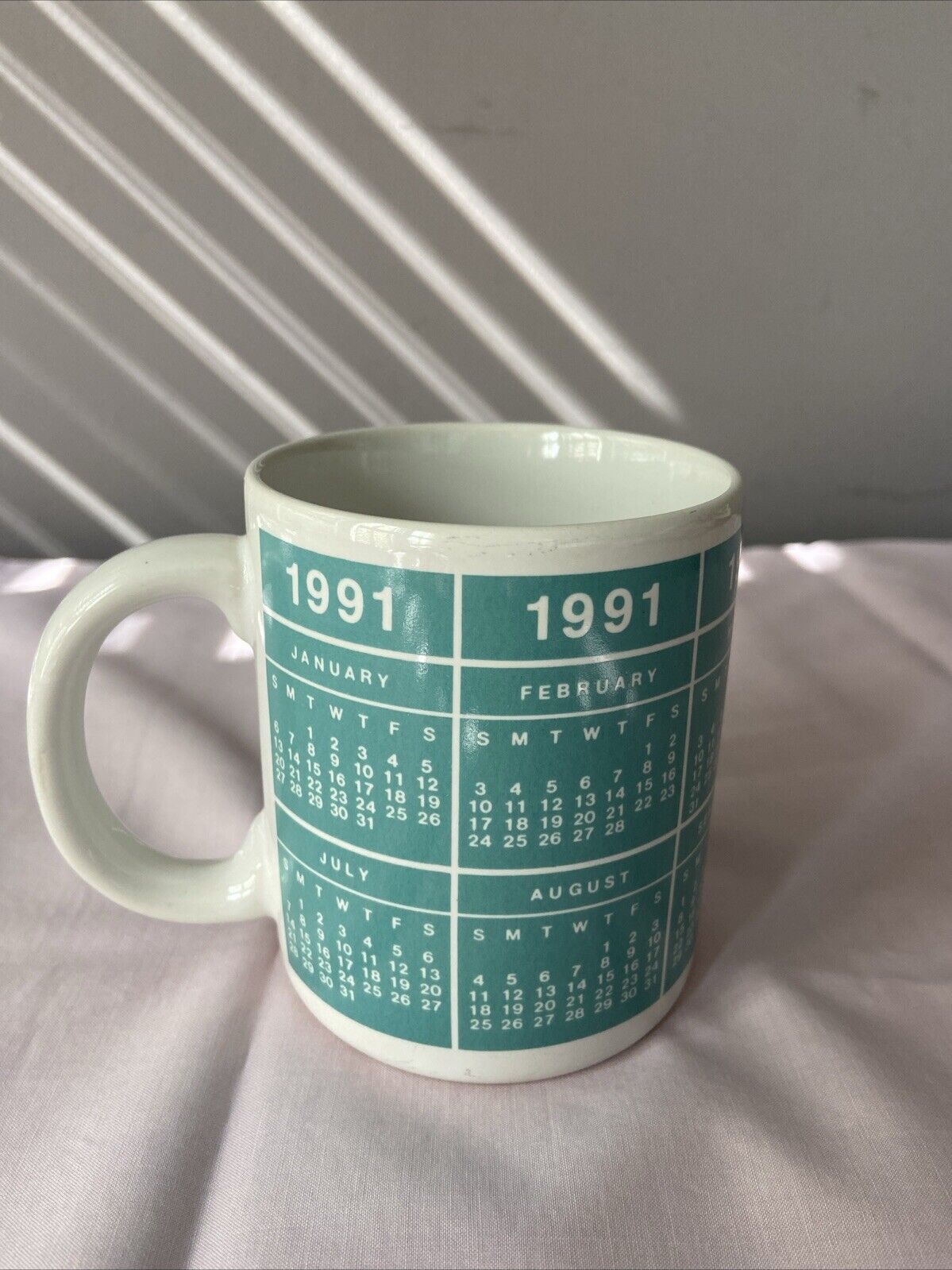 VTG 1991 Calendar COFFEE MUG Gift Birth Year Graduation White Anniversary Cup