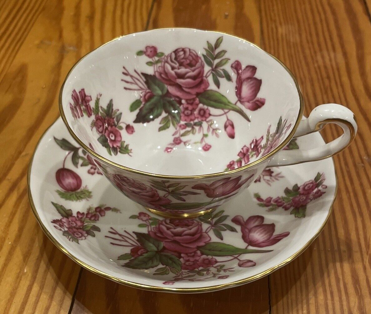 VTG Royal Chelsea Teacup and Saucer Peony And Flowers, Gold Trim 4131A